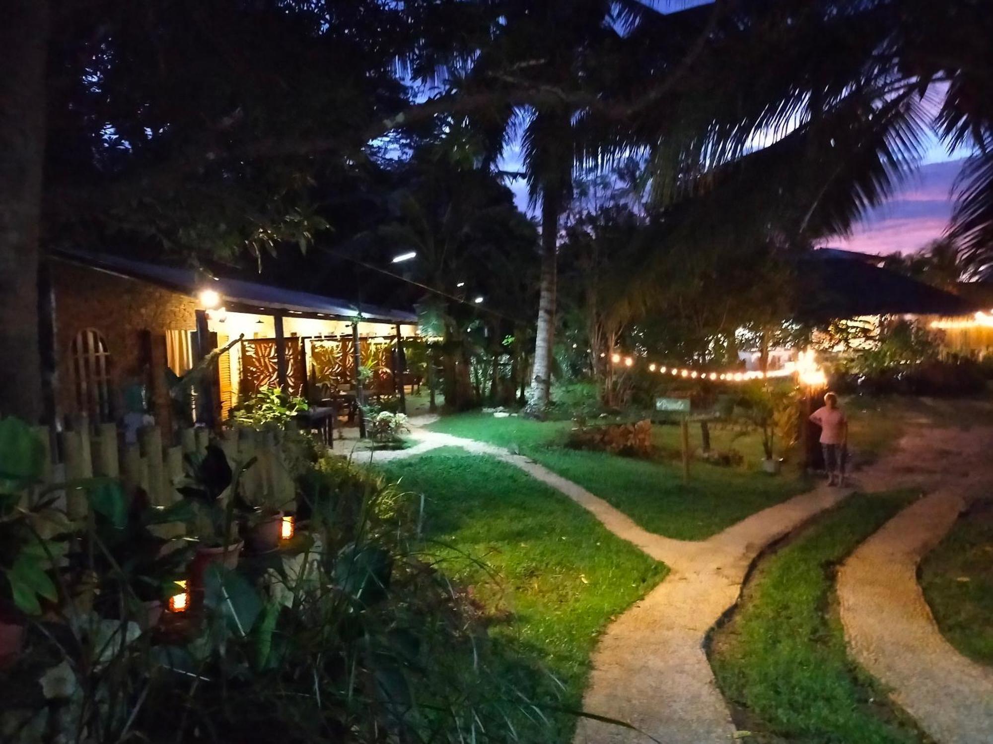 Sea U Inn Romblon Exterior foto
